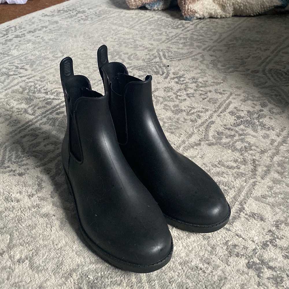 Black Rain boots
